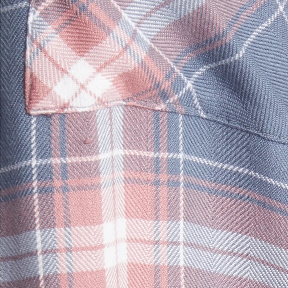 Rails NWOT Hunter Plaid Button-Up Shirt
RAILS - Picture 5 of 11
